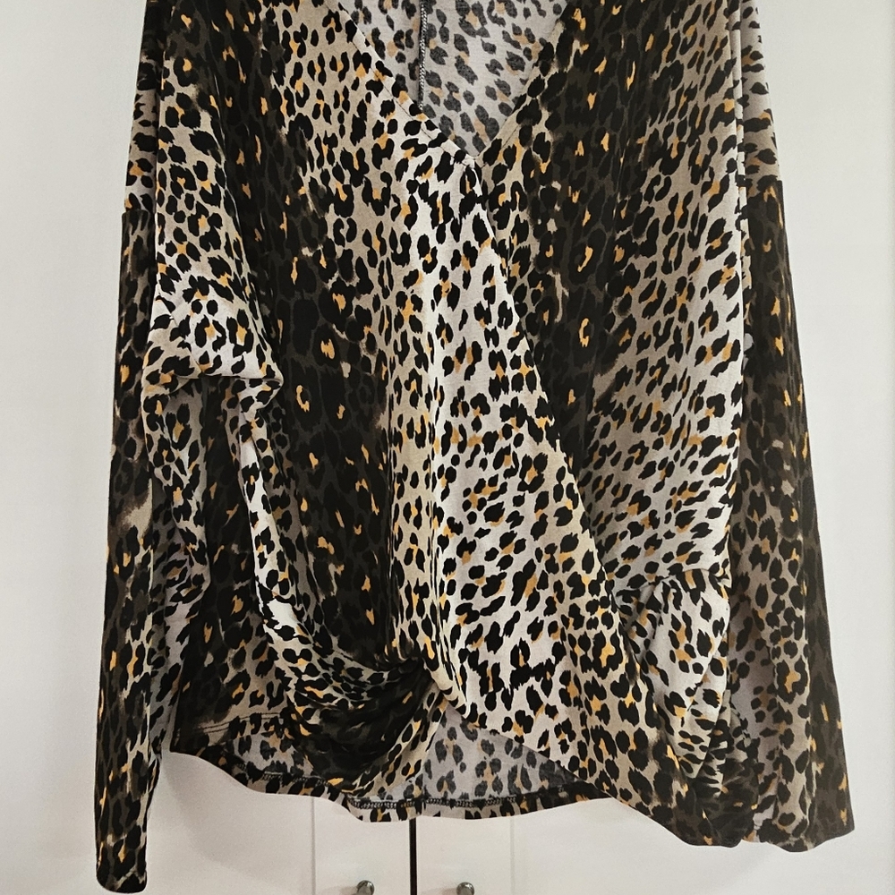 White Birch Black and Brown Relaxed Blouse XL